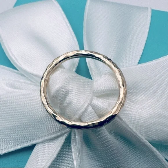 Tiffany & Co. 18K Rose Gold Hammered Ring by Paloma Picasso with Packaging - Picture 5 of 10